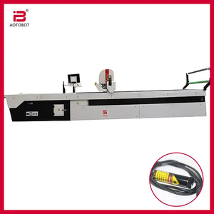 Chińska maszyna do cięcia tkanin